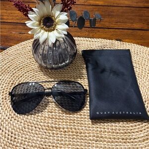 Quay Australia Black Aviator Sunglasses with Case